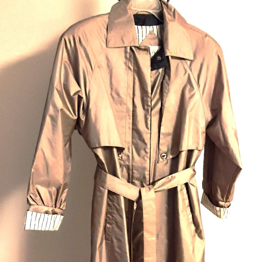 FLEET STREET Taupe w/Slight Gold Shimmer, Lined Trench Coat w/Belt ~ Sz 10 (EUC)